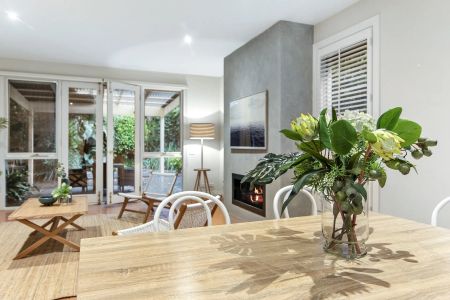 4 Rodney Court, - Photo 2