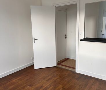 Studio en rez-de-chaussée - Photo 4