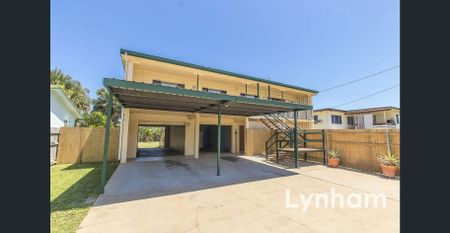 Duplex in Gulliver - Photo 2