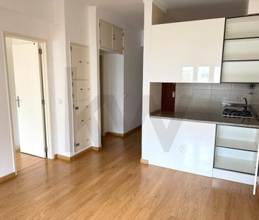 LISBOA, Lisbon - Photo 3