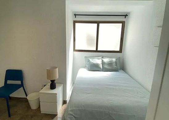 Carrer San Edesio, Manises, Valencian Community 46940