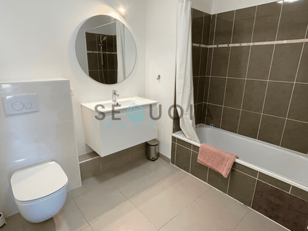 Location Appartement 2 pièces 45m² ANTIBES 06600 - Photo 5