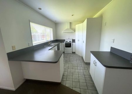 Great Location - Katikati - Photo 5