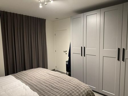 Splinternieuw appartement met lift op topligging - Foto 2