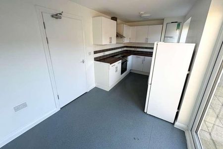 Knaphill, Woking, GU21 - Photo 5