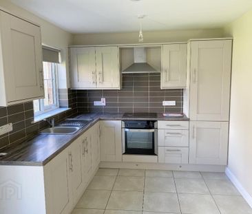 31 Ballyveigh Brae, Antrim, BT41 2GX - Photo 4