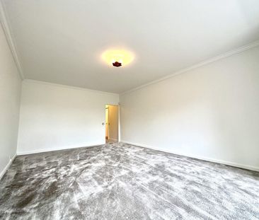 Superb Furnished Apartment 5.5 for rent, Plateau de Frontenex, in C... - Photo 1