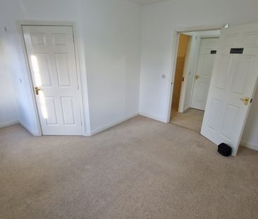 Little Connery Leys, Birstall, LE4 - Photo 4