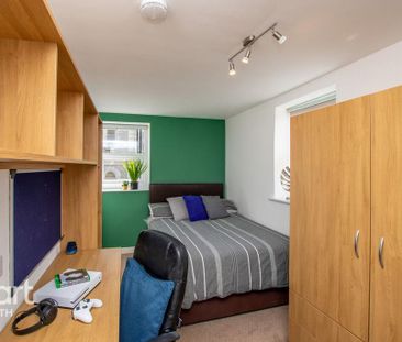 4 bedroom apartment to rent - Photo 4