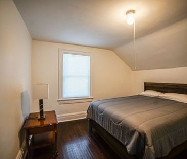 For Lease - 4046 Main Street, Niagara Falls, Ontario - Photo 4