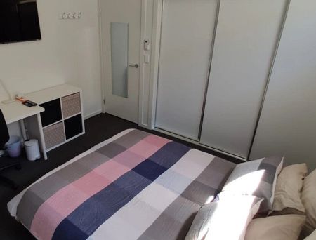 Thomastown - Photo 2