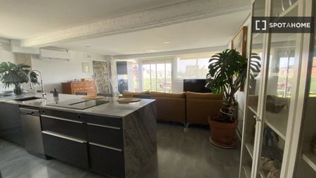 2 room luxury Apartment for rent in Valencia, Spain - Photo 4