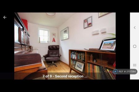 2 bedroom semi-detached house to rent - Photo 2