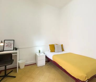 Carrer Nou de la Rambla, Barcelona, Catalonia 08001 - Photo 4