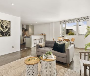 Apartment Living - Photo 4