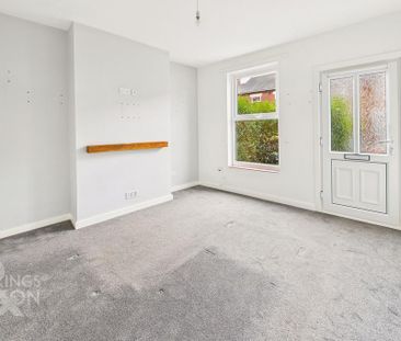 3 bedroom terraced house to rent - Photo 2