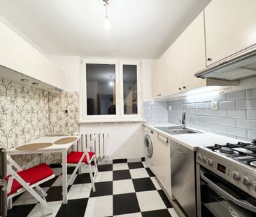 Dwa Osobne Pokoje | Osobna Kuchnia | Balkon |Metro - Photo 2