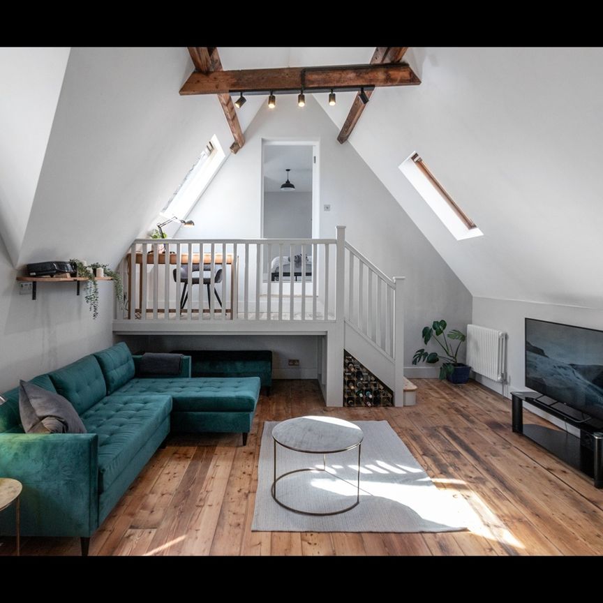 2 Bed Penthouse, St Ann's Tower, LS6 - Photo 1