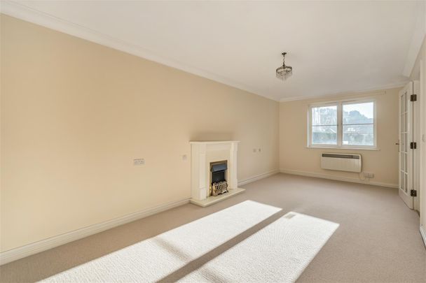 Chartwell Lodge, Tunbridge Wells - Photo 1