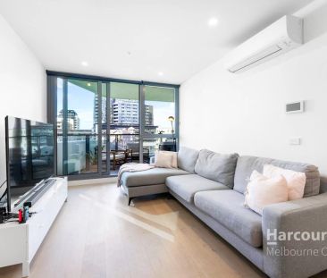 Modern Living in the Heart of South Yarra - Photo 1