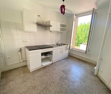 Location Appartement 2 pièces 41m² - Photo 6