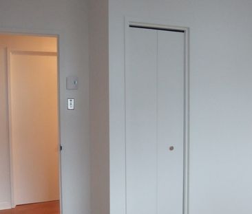 4 1/2 à Louer REFAIT A NEUF - Photo 3