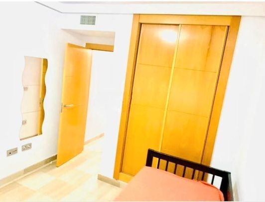 Piso de alquiler en Calle Pacífico, Paseo Marítimo Oeste - Pacífico - Photo 1