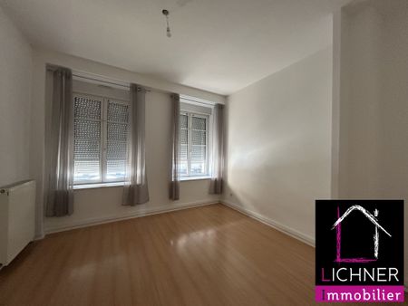 Location Appartement 4 pièces 141m² ST AVOLD 57500 - Photo 5