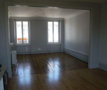 Location Appartement 3 pièces 69m² - Photo 2