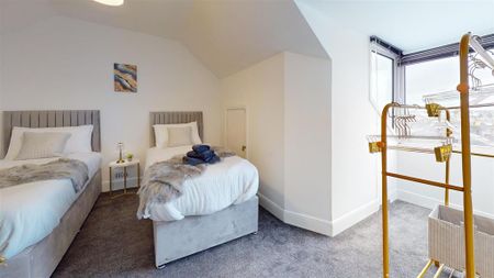 6 bedroom house to rent - Photo 4