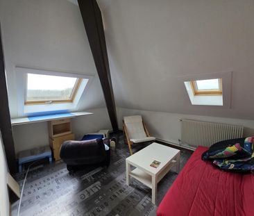 Spacious apartment under the roofs of Porrentruy - Photo 5