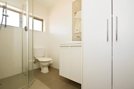 13/9 Wark Street, Hughes ACT 2605 - Apartment For Rent | Domain - Photo 3