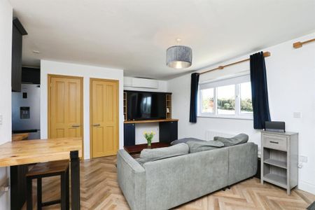 Meadow Rise, South Creake - Photo 2