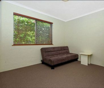 Neat & Presentable 3-Bedroom Unit in Leafy East Toowoomba - Photo 6