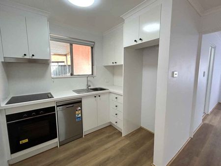 Choice of Two Newly Renovated One Bedroom Units! - Photo 5