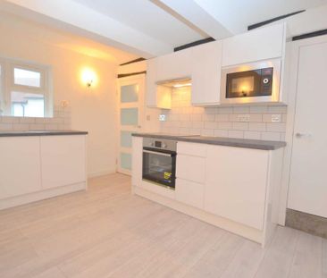 2 bedroom apartment to rent - Photo 4