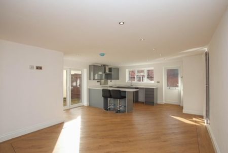 1 bedroom detached bungalow to rent - Photo 3