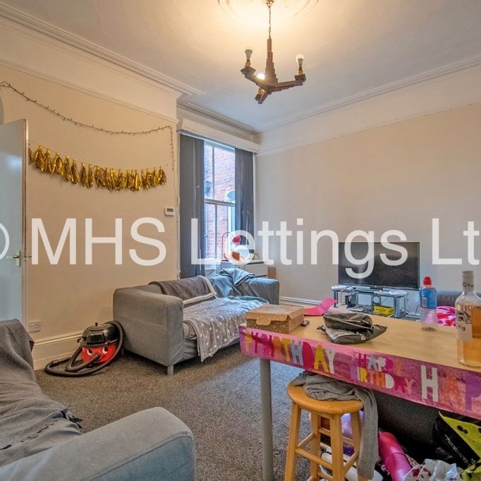 10 Regent Park Terrace, Leeds, LS6 2AX - Photo 1