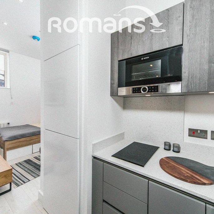 Studio to rent - Photo 1