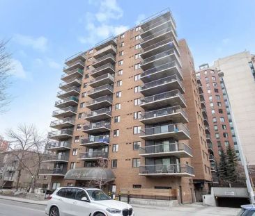 Mission 12th Floor Condo 2 Bed 2 Bath | 1204 - 225 25 Ave SW, Calgary - Photo 1