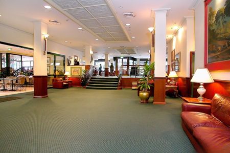 Fully Furnished City Sanctuary with Unrivalled Convenience - Photo 4