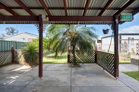 228 Vincent Street, Cessnock NSW 2325 - House For Rent | Domain - Photo 2