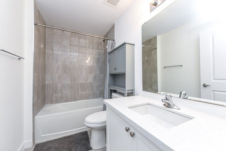 For Lease - 450 Dundas Street Unit# 323, Hamilton, Ontario - Photo 4