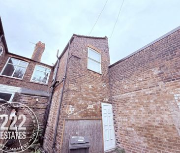 Lovely Lane - Warrington - WA5 - Photo 5