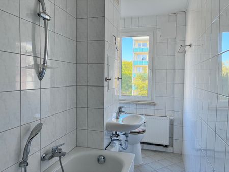 2-Raumwohnung in ruhigem Wohngebiet mit tollem Ausblick - Photo 5