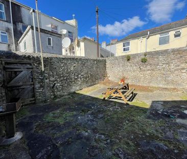6 bedroom house to rent - Photo 1