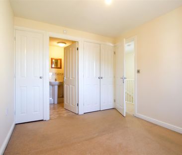 Saxon Close, Oakington, Cambridge - Photo 4