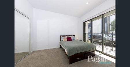 Boutique Living - Photo 4