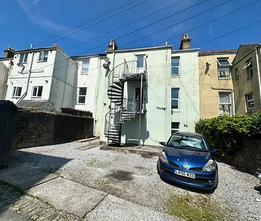 Flat 2, 20, Connaught Avenue, Plymouth - Photo 5