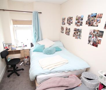 House - Terraced For Rent Meadow Street, Pontypridd - Photo 4